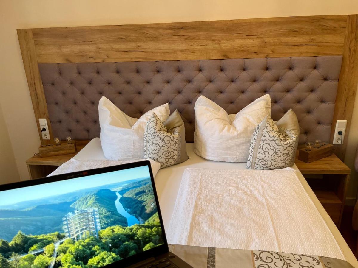 Hotel Stadtvilla Laux メルツィッヒ エクステリア 写真