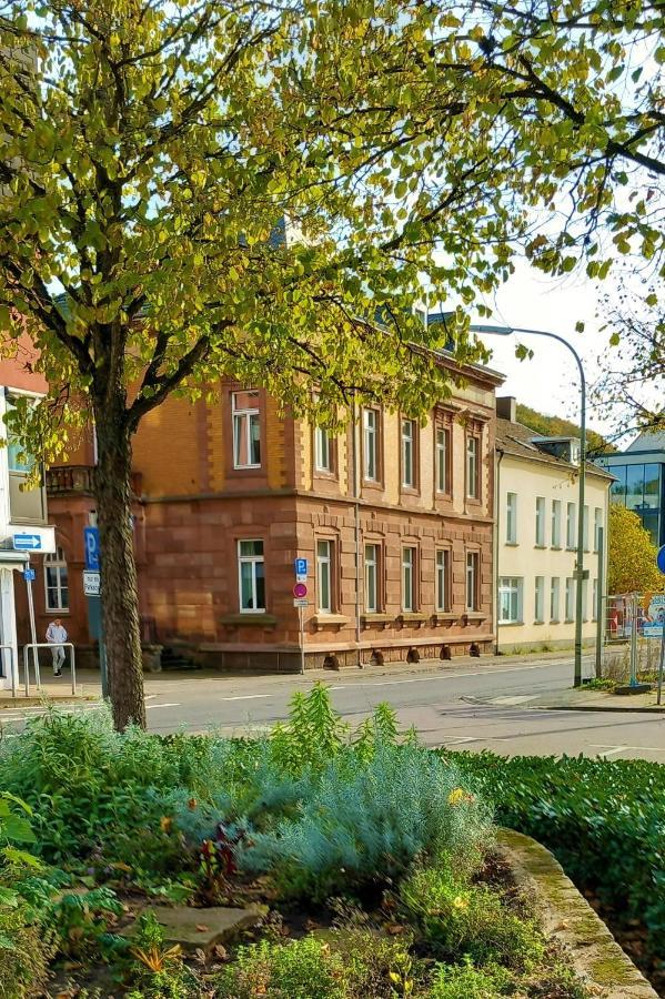 Hotel Stadtvilla Laux メルツィッヒ エクステリア 写真