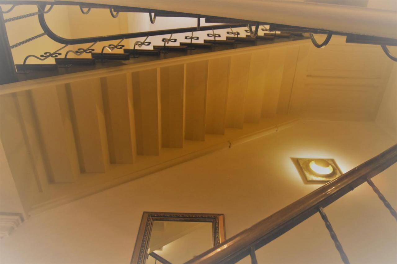 Hotel Stadtvilla Laux メルツィッヒ エクステリア 写真